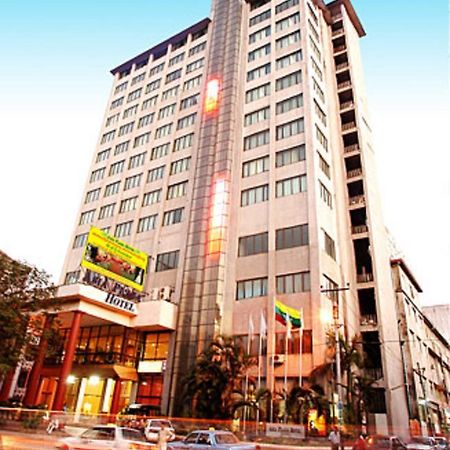 Asia Plaza Hotel Янгон Екстериор снимка