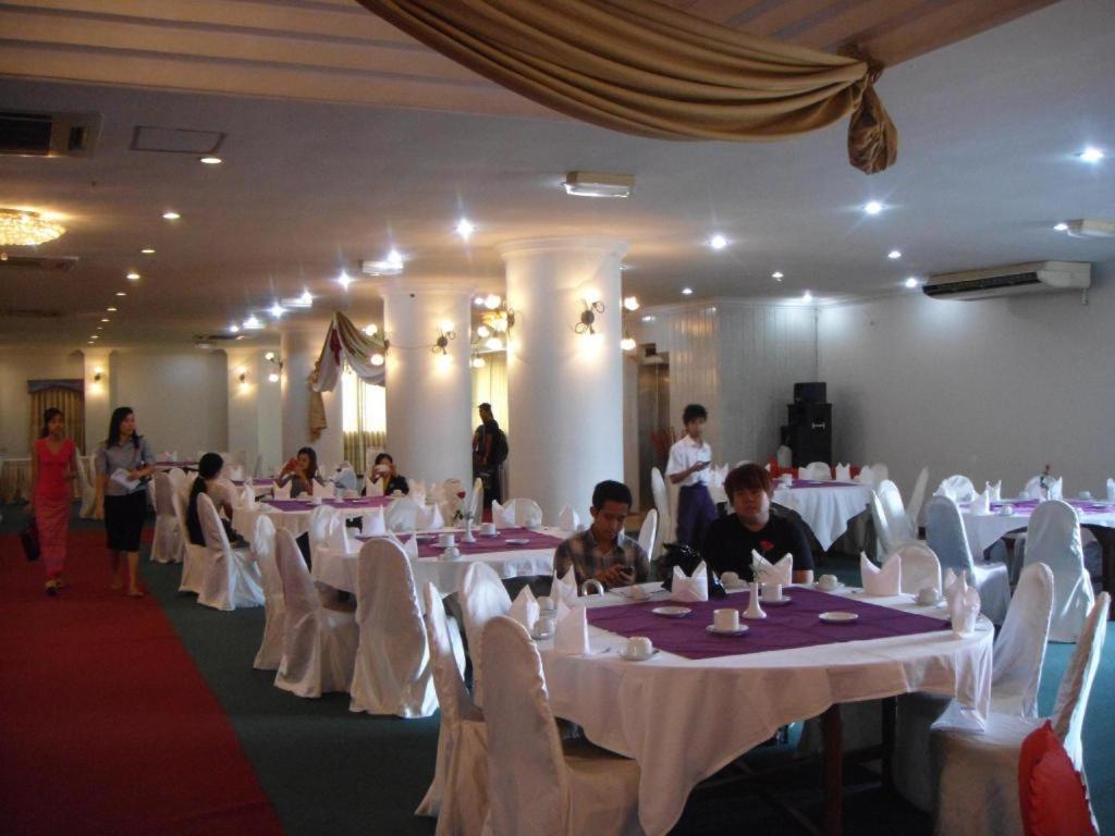 Asia Plaza Hotel Янгон Екстериор снимка