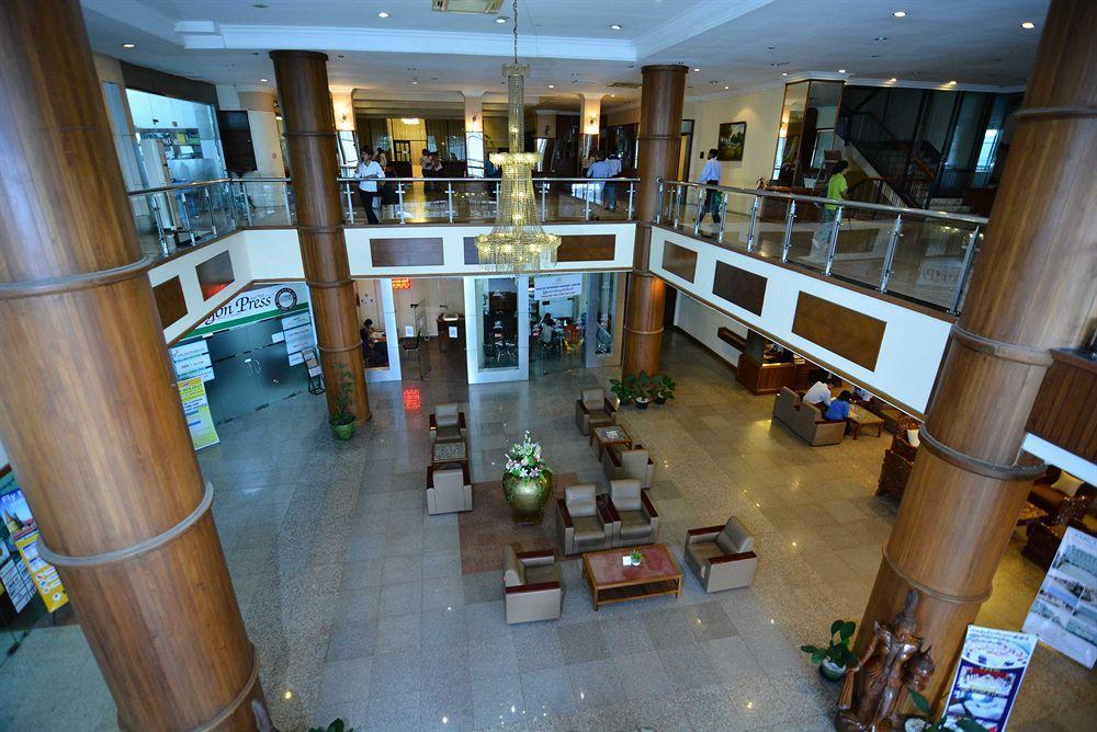Asia Plaza Hotel Янгон Екстериор снимка
